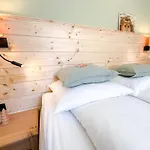 Berghaus Seeblick - Feld Am