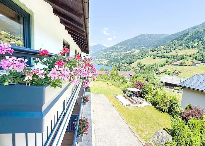 Berghaus Seeblick - Feld Am